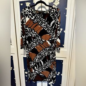 Donna Morgan animal print shift dress. Size 10.